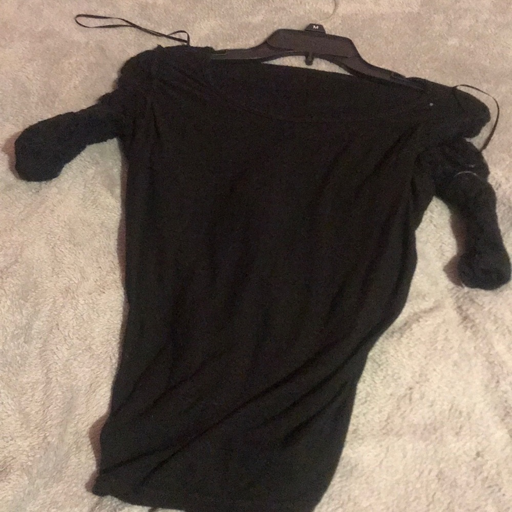 Black shirt with long sleeves